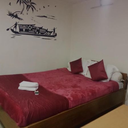 Hotel Knight Inn Shillong Bagian luar foto