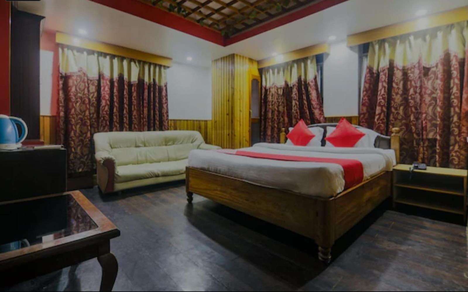 Hotel Knight Inn Shillong Bagian luar foto