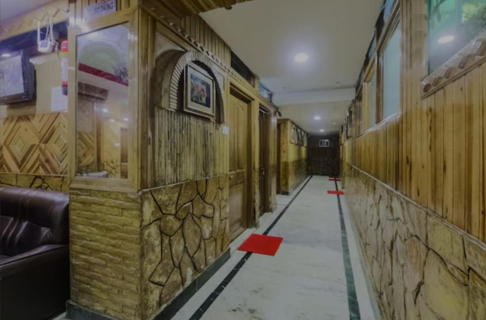 Hotel Knight Inn Shillong Bagian luar foto